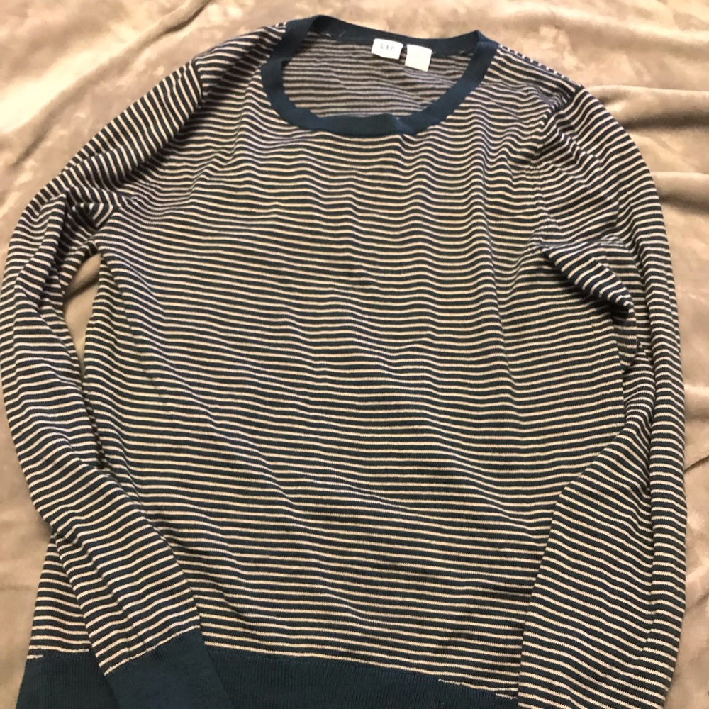 GAP Sweater